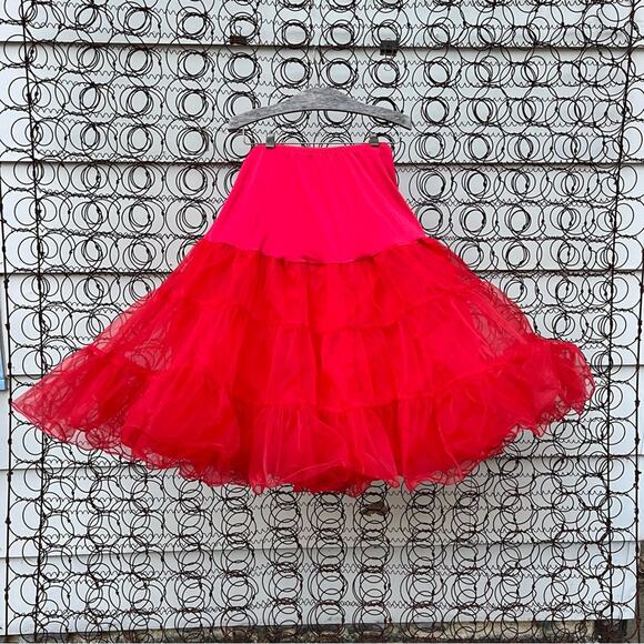 Vintage Red Tulle Mesh Petticoat Square Dance Skirt MEDIUM? - Picture 2 of 4